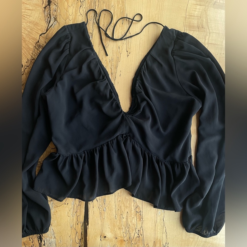 H&M Black Ruffled V-Neck Blouse